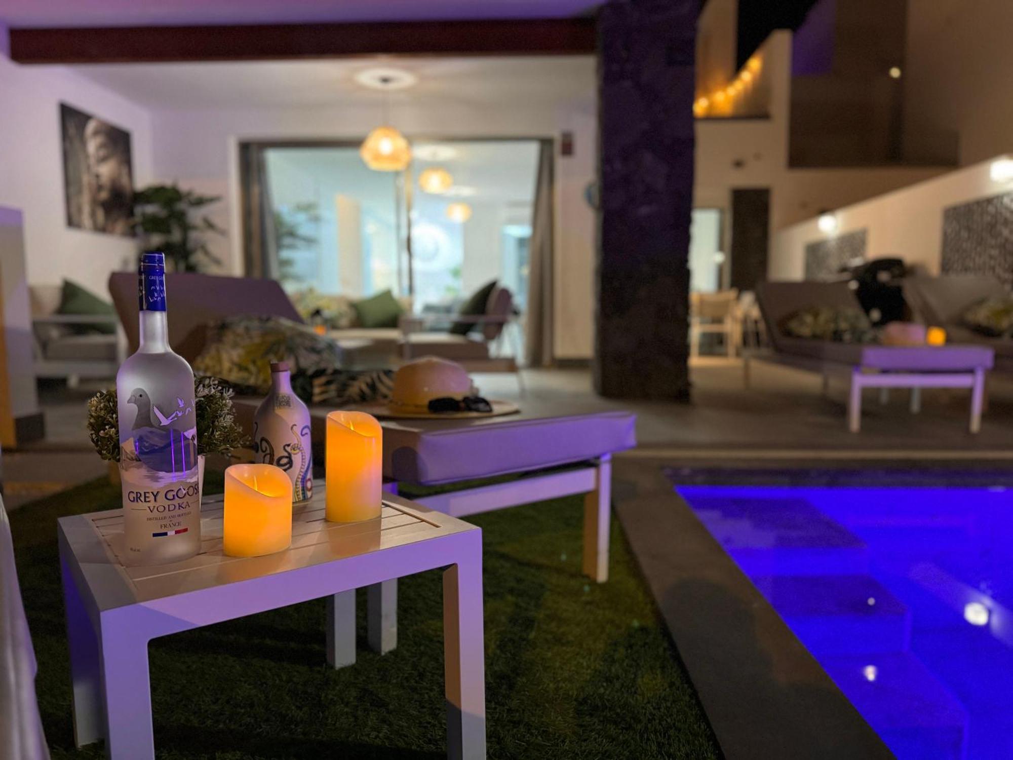 Welcome To Villa Bali A Luxurious Modern Getaway Лос Кристианос Экстерьер фото