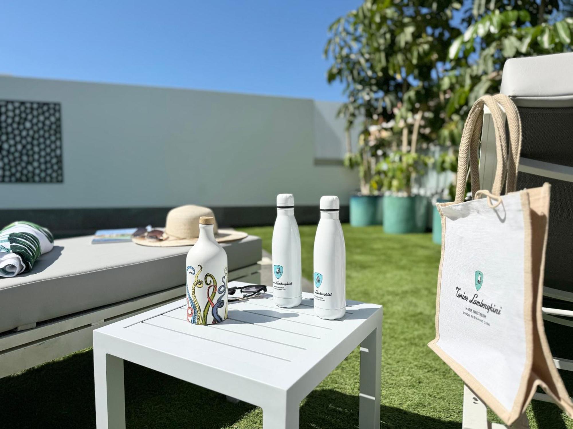 Welcome To Villa Bali A Luxurious Modern Getaway Лос Кристианос Экстерьер фото