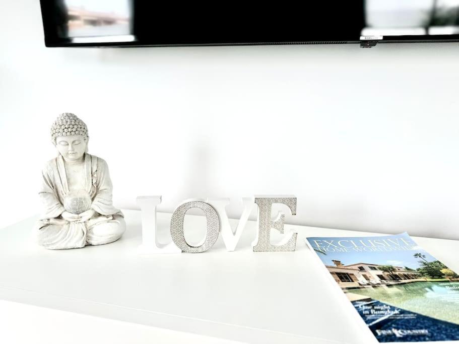 Welcome To Villa Bali A Luxurious Modern Getaway Лос Кристианос Экстерьер фото