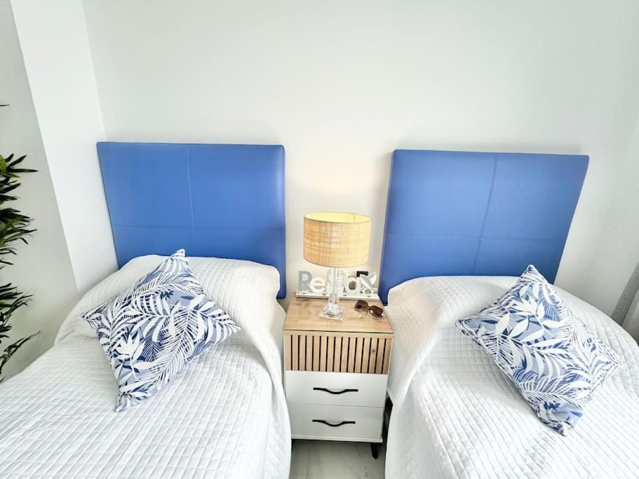 Welcome To Villa Bali A Luxurious Modern Getaway Лос Кристианос Экстерьер фото